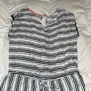 Striped Romper 🖤✨